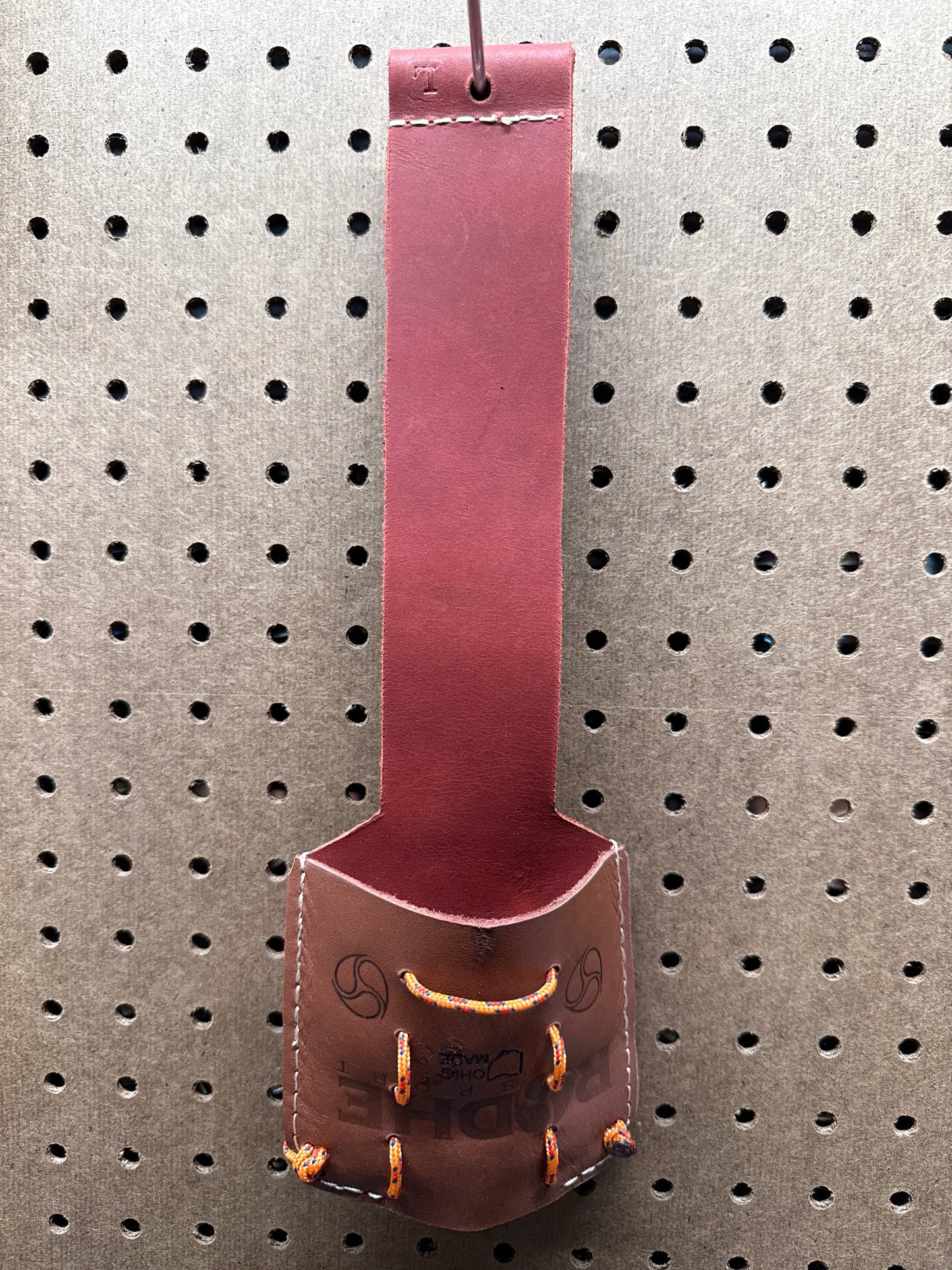 Off the Wall - L Bear Shot Put Glove